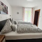 Casa de hóspedes Barlida 3*